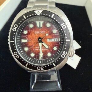 Seiko Men's Watch SRPH55 Brown Dial with Silver Bracelet